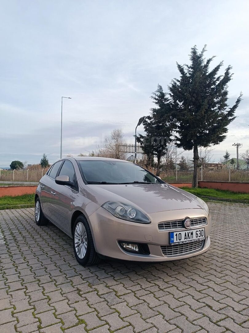 Sahibinden Fiat Bravo 1.6 Mjet Dynamic Plus 2011 Model Balıkesir 212.000 km Bej 7
