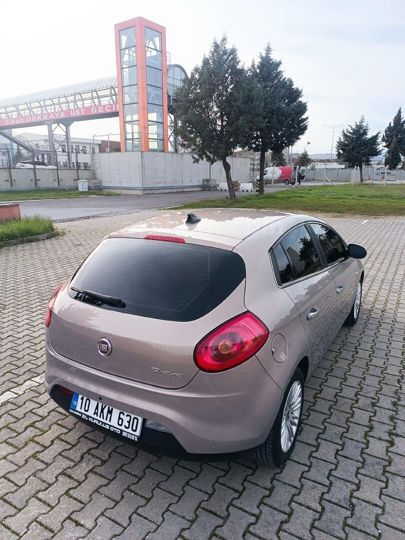 Sahibinden Fiat Bravo 1.6 Mjet Dynamic Plus 2011 Model Balıkesir 212.000 km Bej 6