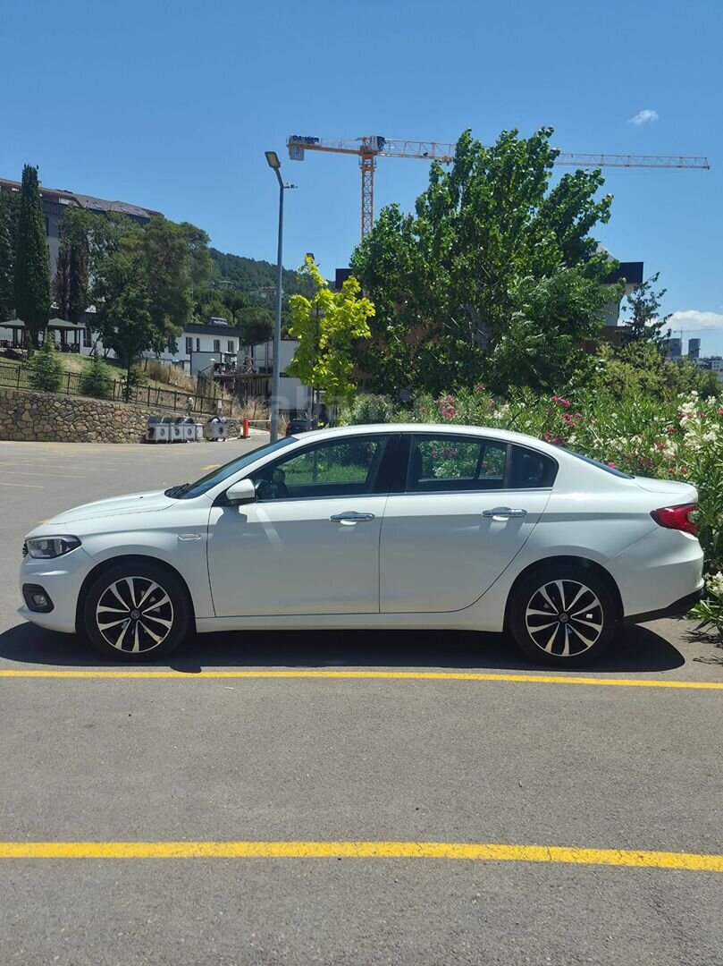 Sahibinden Fiat Egea 1.6 Multijet Lounge 2017 Model İstanbul 110.000 km Beyaz 5