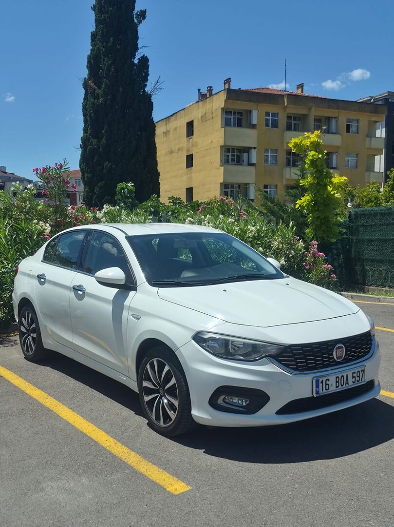 Sahibinden Fiat Egea 1.6 Multijet Lounge 2017 Model İstanbul 110.000 km Beyaz 2