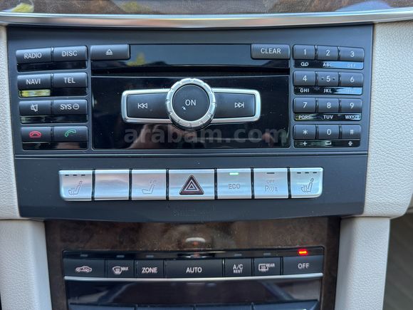 2013 MERCEDES E 180 ELİT HATASIZ BOYASIZ SADECE 180 BİN KM