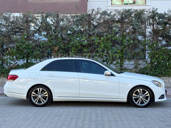 2013 MERCEDES E 180 ELİT HATASIZ BOYASIZ SADECE 180 BİN KM