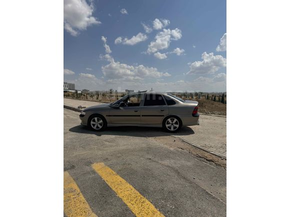 Sahibinden Opel Vectra 2.0 CD 1996 Model 