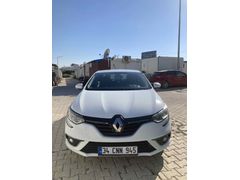 ÖĞRETMENDEN BOYASIZ DEĞİŞENSİZ TERTEMİZ MEGANE
