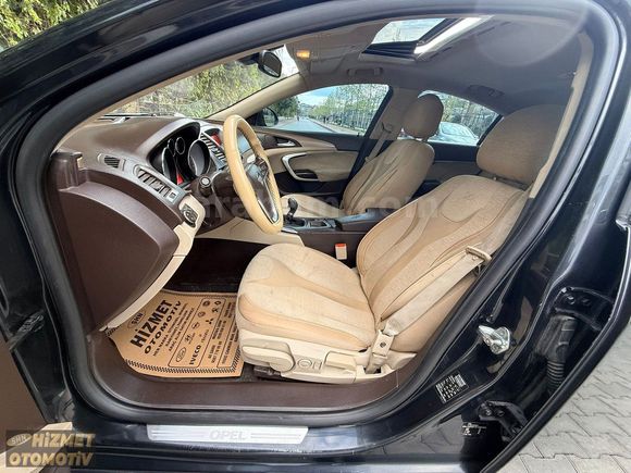 EMSALSİZ TEMİZLİKTE 2012 MODEL OPEL İNSİGNA FULL PAKET SANRUFLU