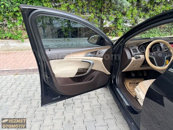 EMSALSİZ TEMİZLİKTE 2012 MODEL OPEL İNSİGNA FULL PAKET SANRUFLU