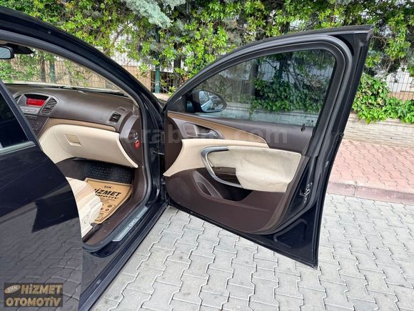 EMSALSİZ TEMİZLİKTE 2012 MODEL OPEL İNSİGNA FULL PAKET SANRUFLU