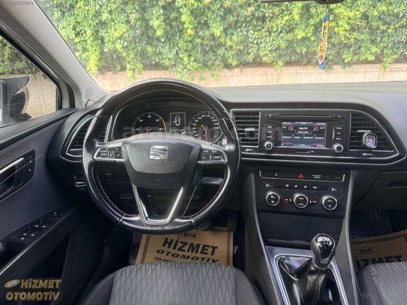2013 MODEL EMSALSİZ TEMİZLİKTE SEAT LEON 1.6 TDİ STYLE BAKIMLI
