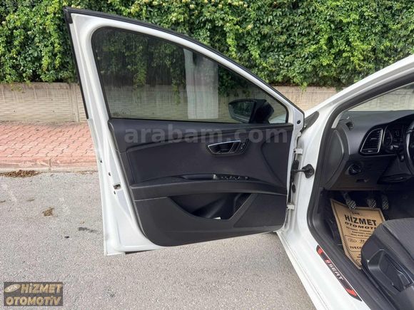 2013 MODEL EMSALSİZ TEMİZLİKTE SEAT LEON 1.6 TDİ STYLE BAKIMLI