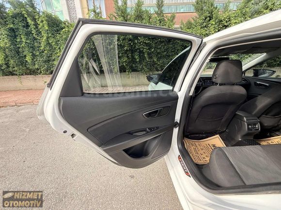 2013 MODEL EMSALSİZ TEMİZLİKTE SEAT LEON 1.6 TDİ STYLE BAKIMLI