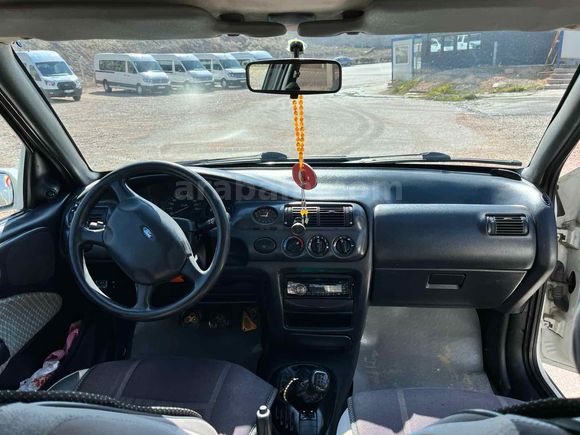 Sahibinden Ford Escort 1.6 CLX 1998 Model 