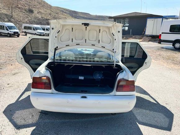 Sahibinden Ford Escort 1.6 CLX 1998 Model 