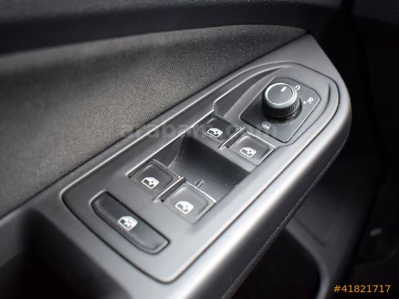 MAZDA OZAN'DAN 2021 VOLKSWAGEN GOLF *DEĞİŞENSİZ*