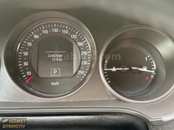EMSALSİZ TEMİZLİKTE 2017 MODEL MEGANE ÖZEL SERVİS BAKIMLI FULL