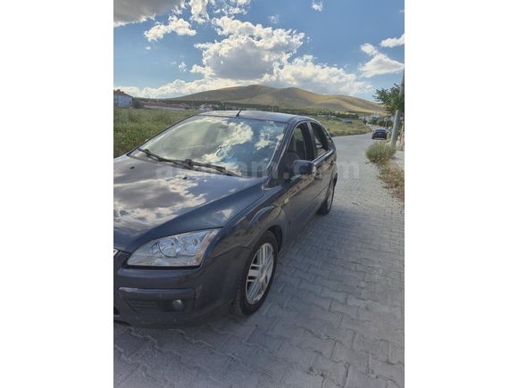 FORD FOCUS BENZİN LPG TAM OTOMATİK 190 BİNDE FULL PAKET