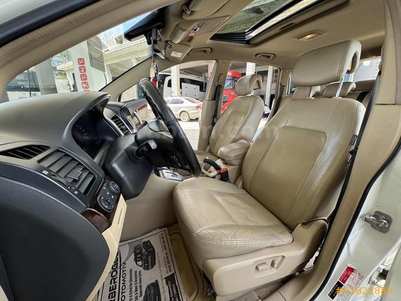 BERBEROĞLU/2011/7KİŞİLİK/HATASIZ/SUNROOFLU/BEJ DERİ/242.000KM