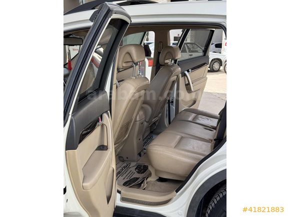 BERBEROĞLU/2011/7KİŞİLİK/HATASIZ/SUNROOFLU/BEJ DERİ/242.000KM