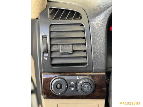 BERBEROĞLU/2011/7KİŞİLİK/HATASIZ/SUNROOFLU/BEJ DERİ/242.000KM