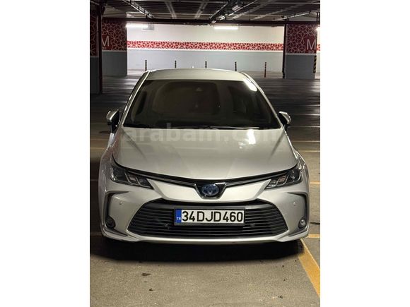 Sahibinden Toyota Corolla 1.8 Hybrid Dream 2020 Model  225.000 km Gri (Gümüş)