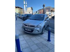 Sahibinden Hyundai i20 1.2 D-CVVT Jump 2012 Model  205.000 km Gri