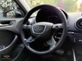AUDİ A3 SPORTBACK 1.6 TDİ AMBİENTE CAM TAVAN DERİ KOLTUK