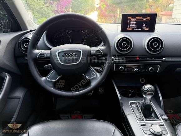 AUDİ A3 SPORTBACK 1.6 TDİ AMBİENTE CAM TAVAN DERİ KOLTUK