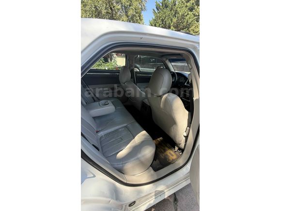 Sahibinden Chrysler 300 C 3.0 CRD 2006 Model 