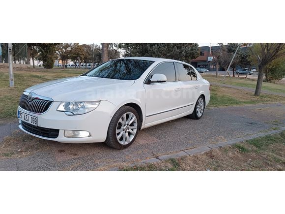 Sahibinden Skoda SuperB 1.6 TDI Elegance 2013 Model