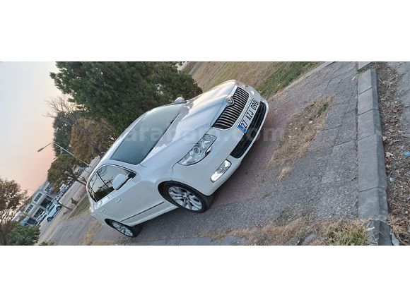 Sahibinden Skoda SuperB 1.6 TDI Elegance 2013 Model