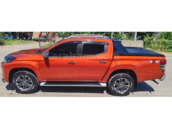 2. SAHİBİNDEN ORJİNAL DEĞİŞENSİZ 4x4 Premium