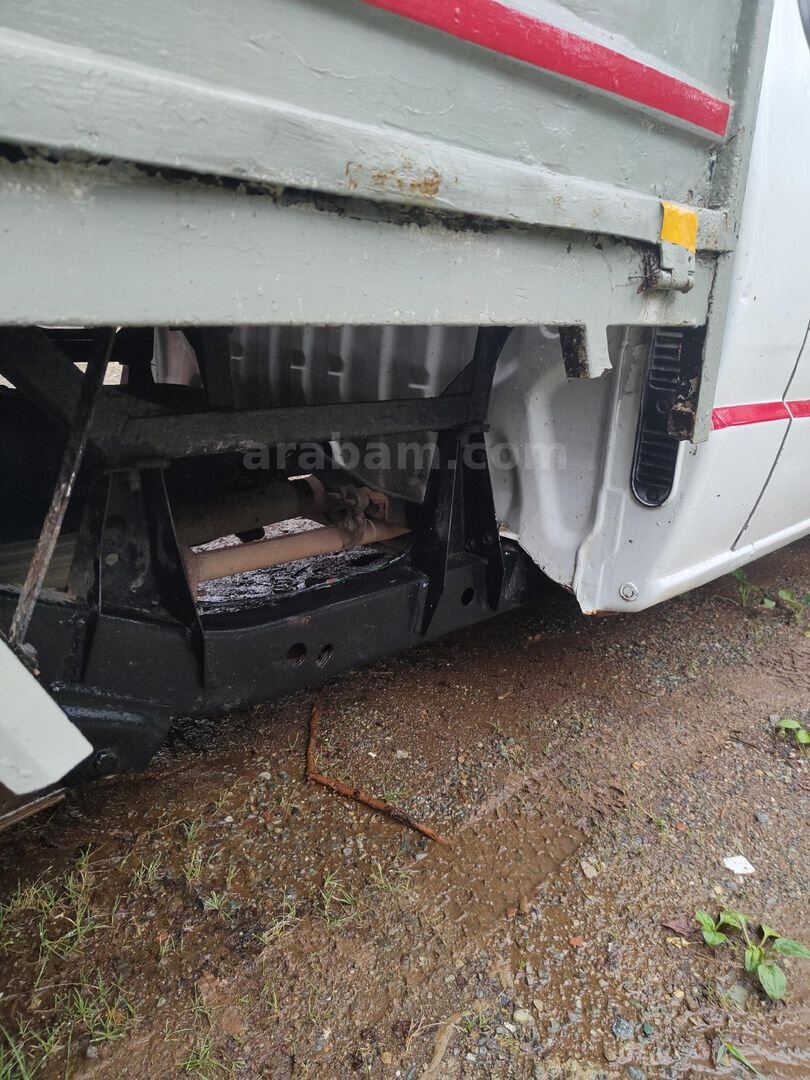 Sahibinden Mitsubishi L 200 4x2 Pick 7yildir bende motor yapılmış 50bin f bakımları olmuş çürük yok lastik ihticiyok muayneye hazır Up 1998 Model Rize 5