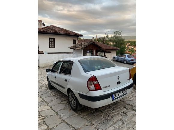Sahibinden Renault Clio 1.4 Alize 2006 Model