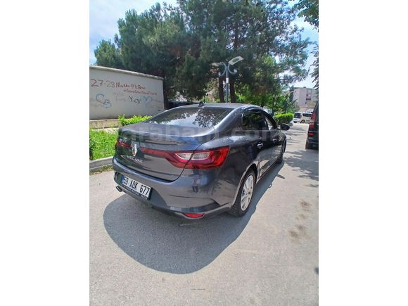 Sahibinden Renault Megane 1.6 Joy 2018 Model