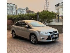 Sahibinden Ford Focus 1.6 TDCi Style 2014 Model  150.000 km Gri (metalik)
