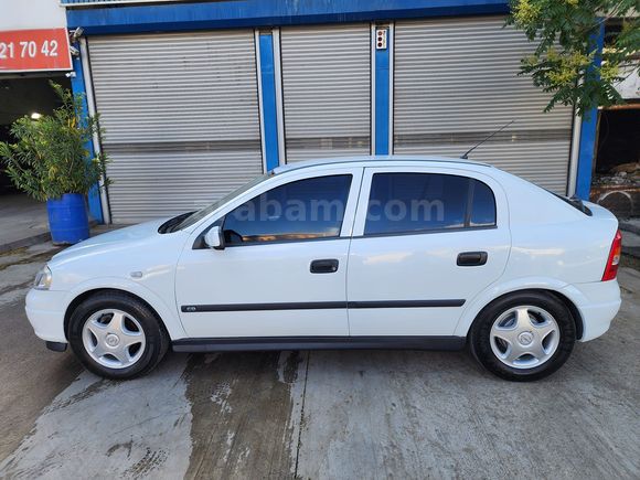MÜKEMMEL TEMİZLİKTE ASTRA CD 