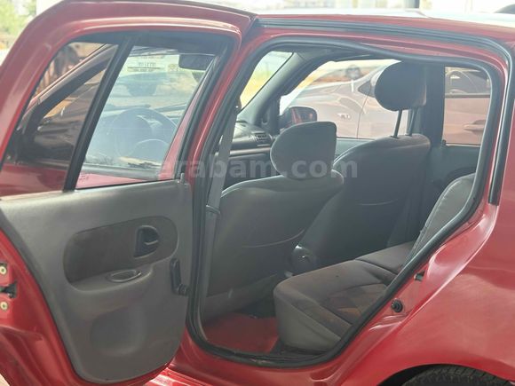 Sahibinden Renault Clio 1.4 RTA 2001 Model 