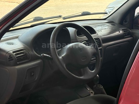 Sahibinden Renault Clio 1.4 RTA 2001 Model 