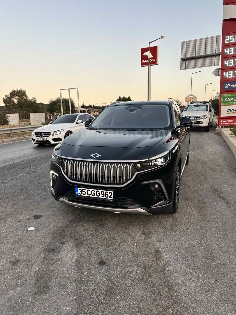 Sahibinden TOGG T10X V2 Uzun Menzil 2024 Model 32.000 km Siyah 7