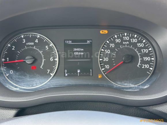 KRİSTAL MOTORSTAN 28 BİN KM RENAULT MASTER %20KDV