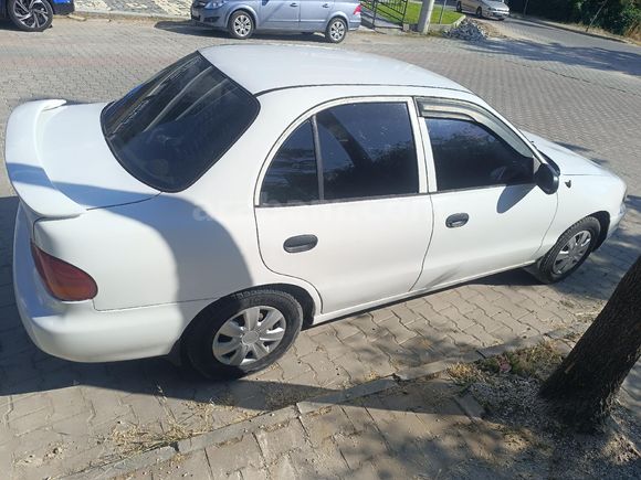 Sahibinden Hyundai Accent 1.5 GLS 1996 Model  325.000 km