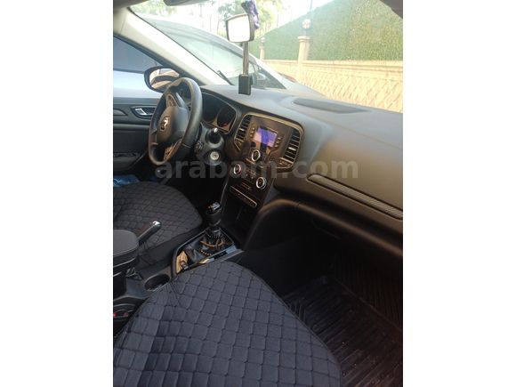 Sahibinden Renault Megane 1.5 Blue DCI Joy 2020 Model