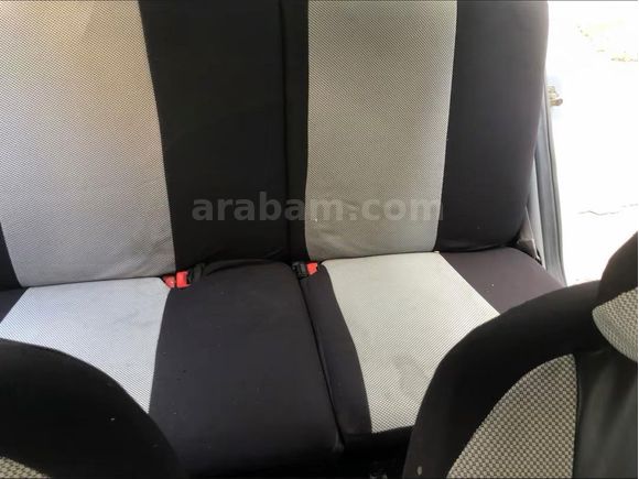 Sahibinden Renault Clio 1.4 RTA 2001 Model