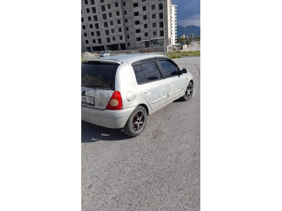 Sahibinden Renault Clio 1.4 RTA 2001 Model