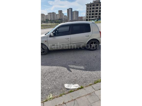 Sahibinden Renault Clio 1.4 RTA 2001 Model