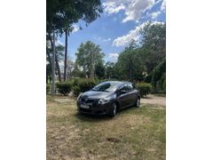 Sahibinden Toyota Auris 1.4 D-4D Blue 2009 Model  277000 km Füme