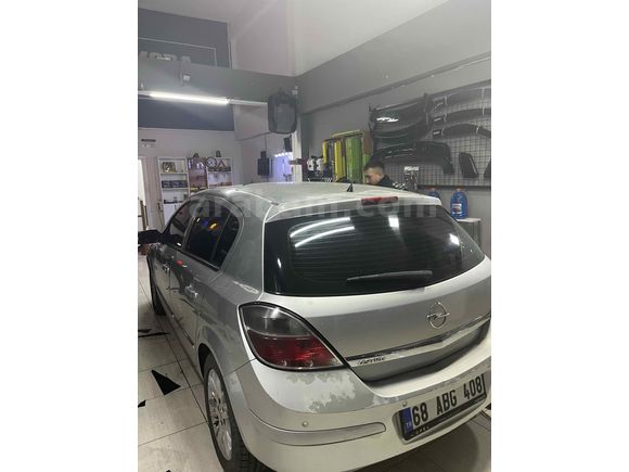 2009 Opel Astra H 1.6 Enjoy 