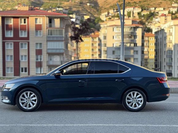 SEÇ MOTORS HATASIZ 2018 SUPERB 1.6TDİ 153 BİN KM DE