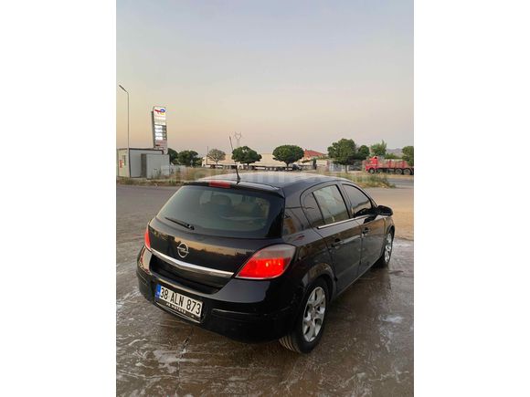 Acil satılık Opel Astra sunfortlu full paket  