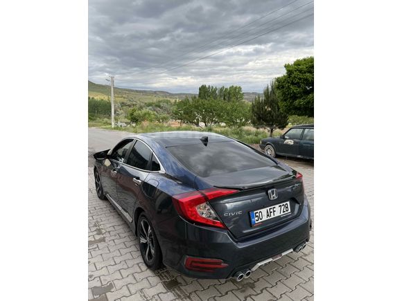  Honda Civic 1.6i VTEC Eco Elegance 2021 Model 