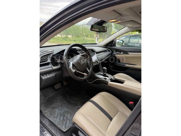  Honda Civic 1.6i VTEC Eco Elegance 2021 Model 